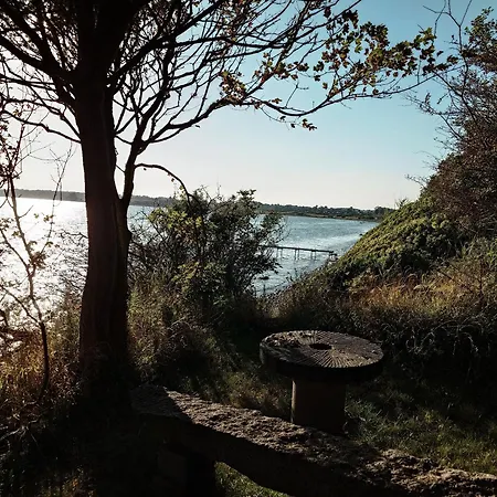 Historic Idyll Close To The Water