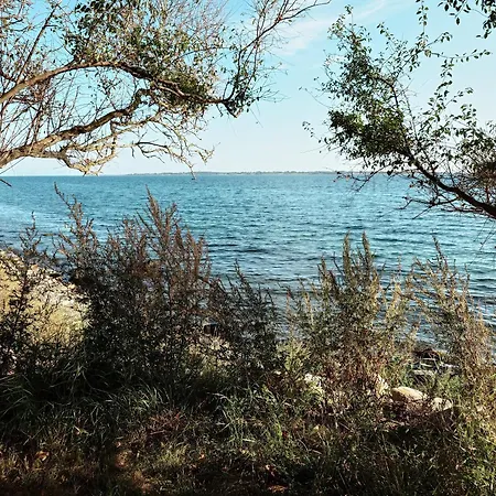 Historic Idyll Close To The Water
