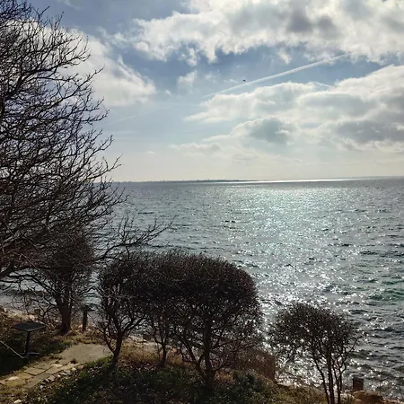 بيت للعطل Historic Idyll Close To The Water *
